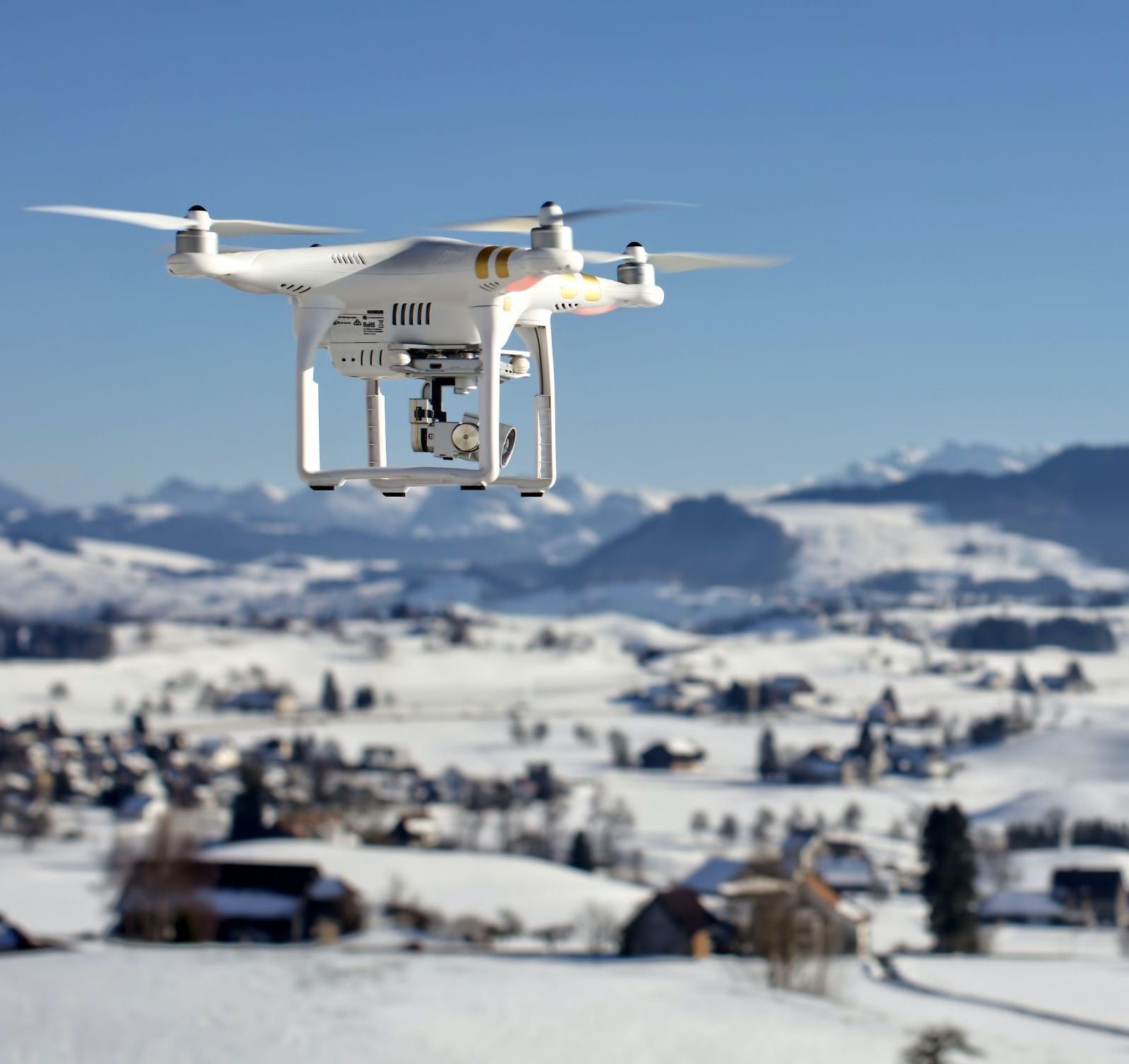 Drohne bei Schnee